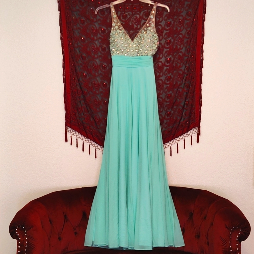 Alyce Paris 35697 Size 2 Color Water